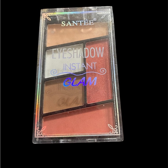 Makeup Lot (4 items) - Picture 6 of 9